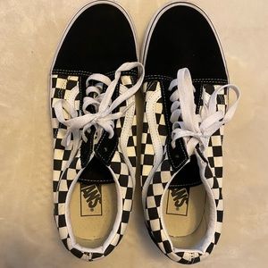 Worn twice checkered lace up vans size 10 Men’s